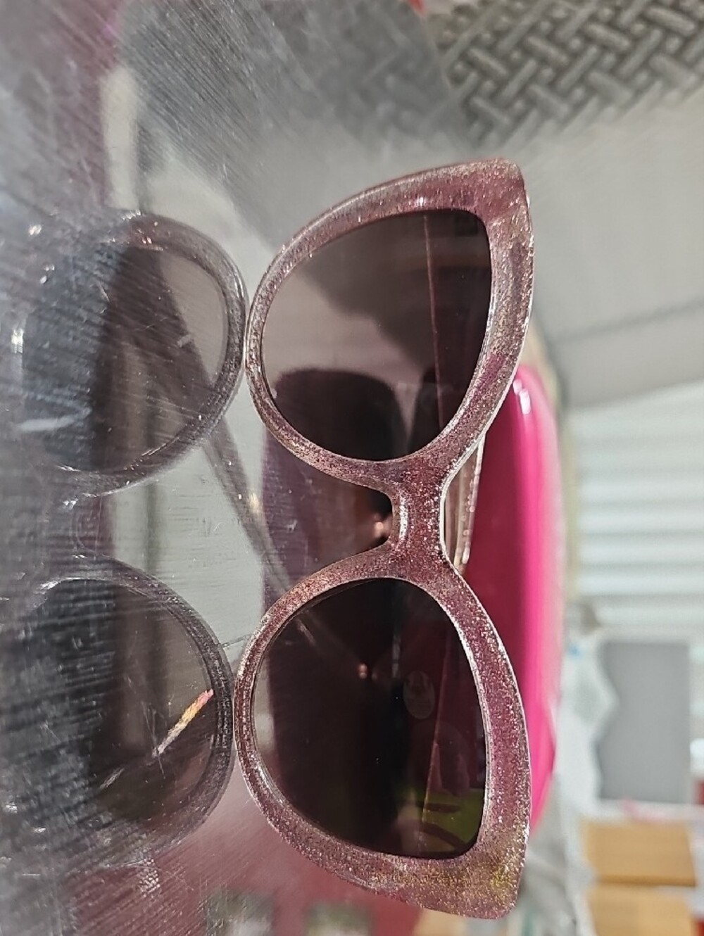 kate spade Glitter Pink Cat Eye Sunglasses with Hot Pink Case - Picture 2 of 12